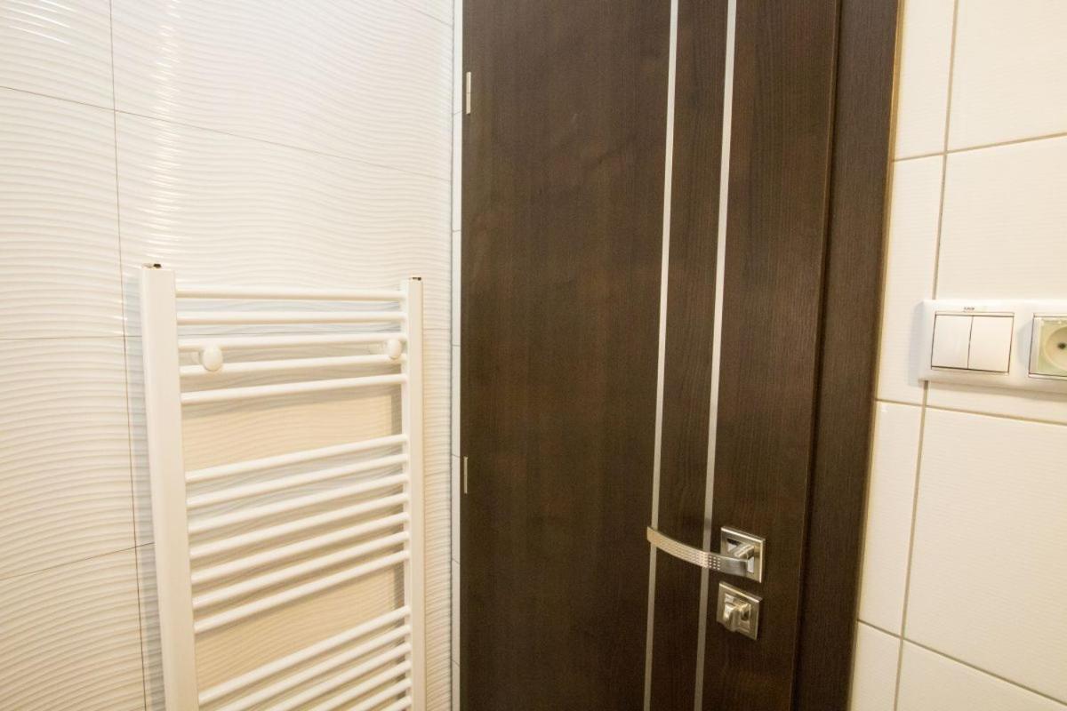 Restauracia-Penzion Altana Ludanice Eksteriør billede